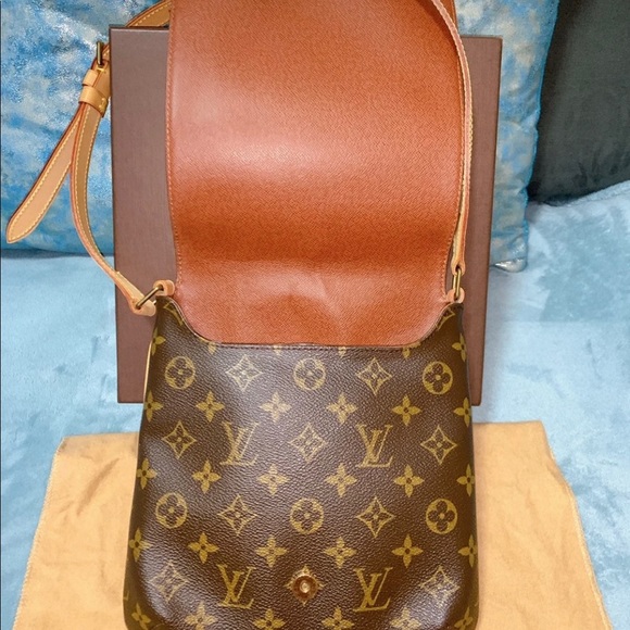 Authentic Louis Vuitton Musette Salsa PM - Picture 3 of 16